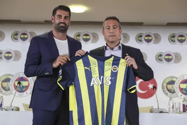 Volkan Demirel, Fenerbahçe'ye veda etti