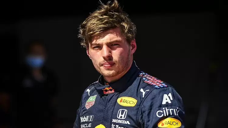 RB Racing'in genç pilotu Verstappen tarihe geçti! Britanya GP'de...