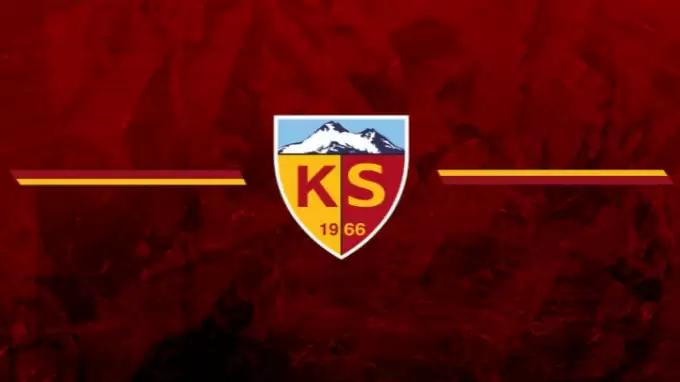 Dünyaca ünlü yıldız futbolcu Türkiye’den ayrıldı! Kayserispor duyurdu...