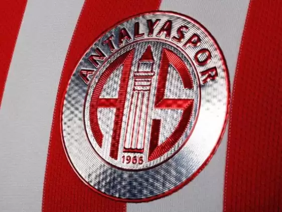 Antalyaspor'a gençlik aşısı! 10 yeni transfer...