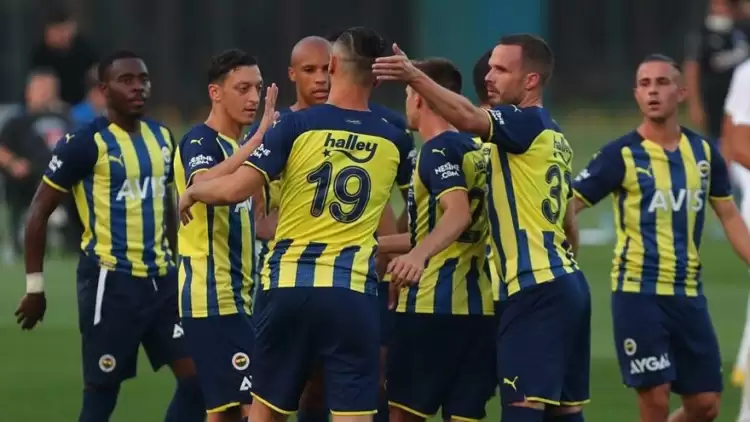 Fenerbahçe, sezonu Adana'da açıyor! İlk 11'de Pereira'dan Samatta sürprizi