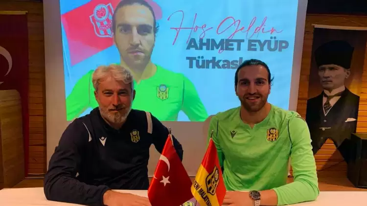 Yeni Malatyaspor, Ahmet Eyüp Türkaslan'ı transfer etti