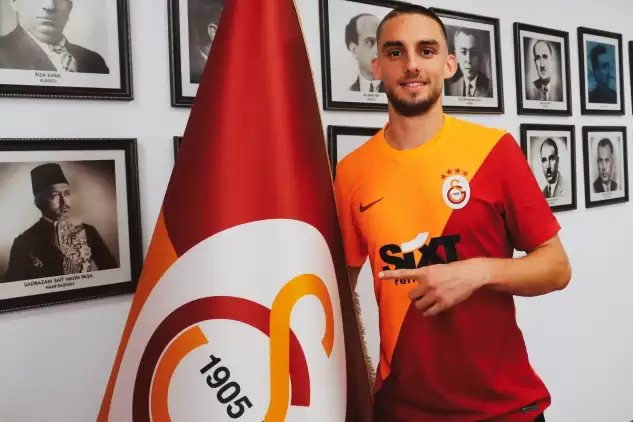 Galatasaray yeni transferini açıkladı! 5 yıllık imza