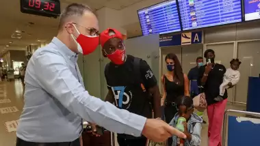 Henry Onyekuru, Olympiakos'ta!