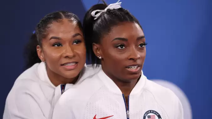 ABD'li cimnastikçi Simone Biles çekildi