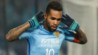 Teixeria geliyor ama taraftar gidemiyor