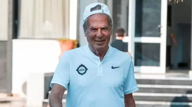 Mustafa Denizli: “Altay, lig mücadelesinde her zaman, her maça hazırdır”