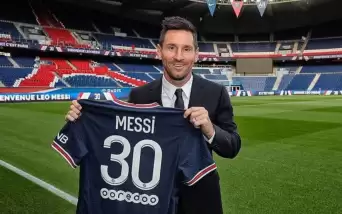 Futbolda transfere 10 yılda 48,5 milyar dolar harcandı! Türkiye: 1,1 milyar