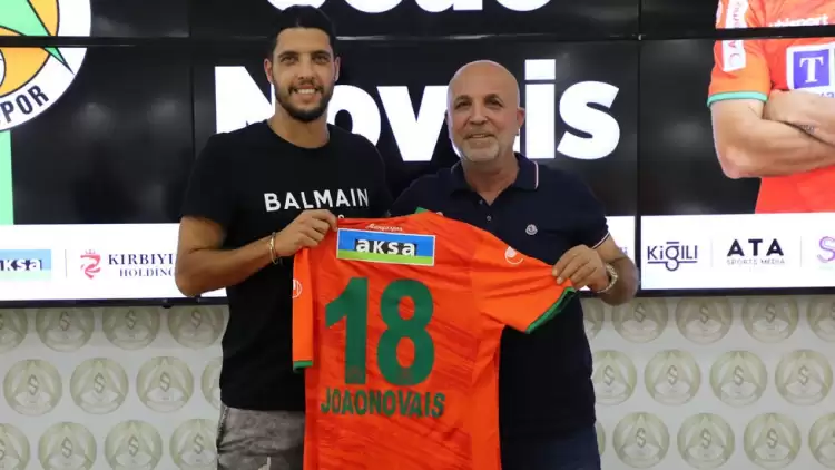 Süper Lig ekibi Alanyaspor, Joao Novais transferini resmen açıkladı