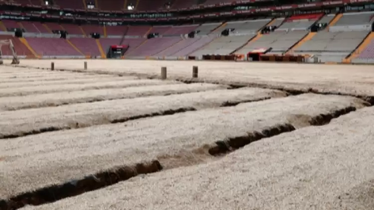 Dünya, Mars ile randevulaşıyor; Galatasaray’ın stadı bir türlü yetişmiyor!