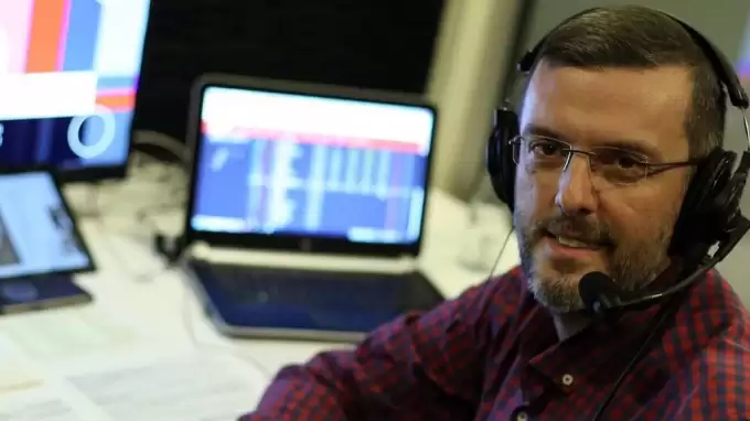 Yarış durdu, o durmadı! Tam 4.5 saat konuştu