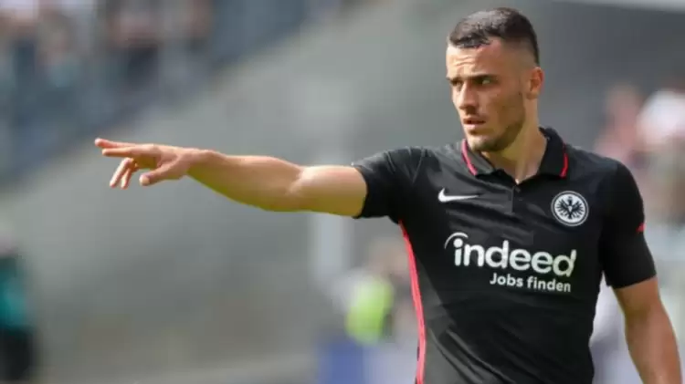 Bu da transfer skandalı: Kostic ve Lazio mail kurbanı!