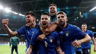 İtalya Erkek Milli Futbol Takımı için tarihi gece! Bulgaristan'ı yenerlerse...