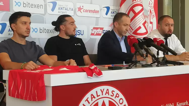 Enzo Crivelli, Antalyaspor'da!