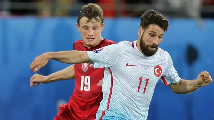 Olcay Şahan'dan futbola erken veda