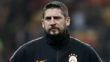 İki üniversiteyi yorumculuk için mi bitirdin Ümit Hocam!