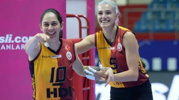 Ergül’den iki kupa sözü birden