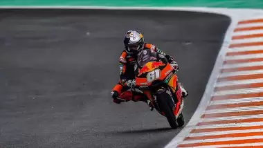 Milli motosikletçi Can Öncü, İspanya'da 5. oldu