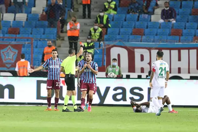 Trabzonspor'dan hakem açıklaması: “Türk futbolunun yüz karası Halis Özkahya” 