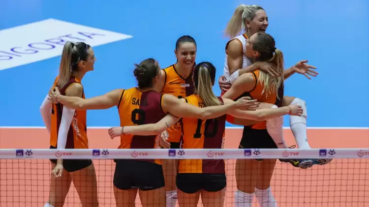 Kadınlar AXA Sigorta Kupa Voley'de Galatasaray, Eczacıbaşı'nı devirdi