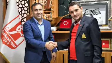 Balıkesirspor'da yeni teknik direktör İsmet Kamak