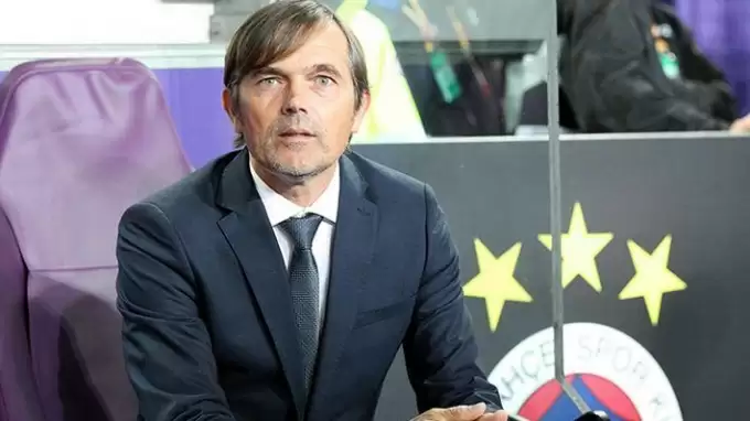 Olay sözler: Fenerbahçe'de kupalar için oynayacağımızı sanmıştım