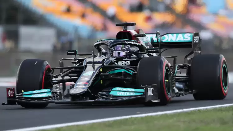 Lewis Hamilton güç ünitesini değiştirdi, 10 sıra grid cezası aldı