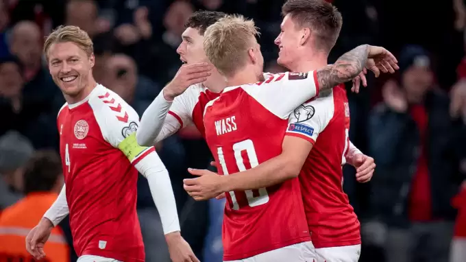 Danimarka 8'de 8 yaptı, Dünya Kupası'nı garantiledi