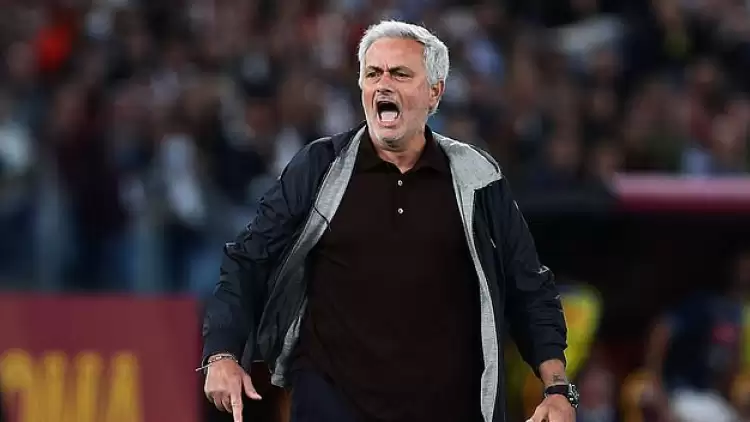  Muhabir, Jose Mourinho'yu sinirlendirdi! "Maçı izledin mi?"