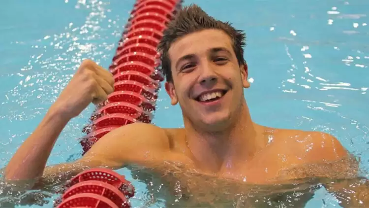 Fenerbahçeli yüzücü Emre Sakçı Avrupa ikincisi