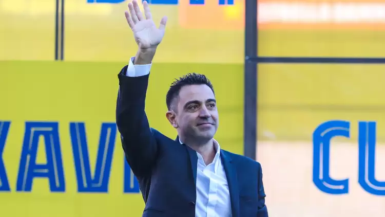 Xavi Hernandez, Barcelona ile sözleşme imzaladı