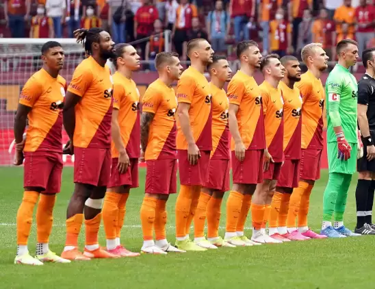 Galatasaray'da ayrılık kapıda! Yeni sözleşme imzalamıştı 