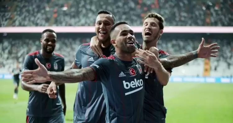 Beşiktaş'ta Alex Teixeira şaşkınlığı!