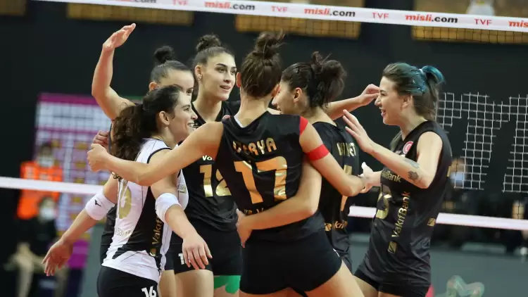 Lider VakıfBank, Sarıyer Belediyespor’a set vermedi 