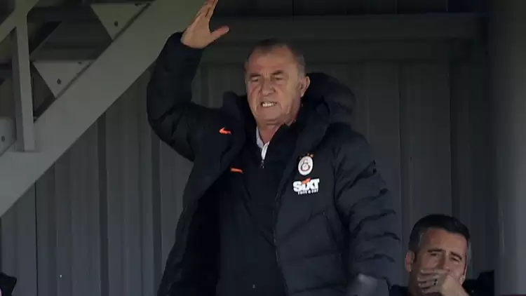 Fatih Terim, hatalı gol yiyen İsmail Çipe'ye öfkelendi!