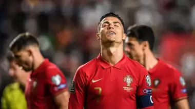 Ronaldo 90'da yıkıldı! Portekiz'e büyük şok 
