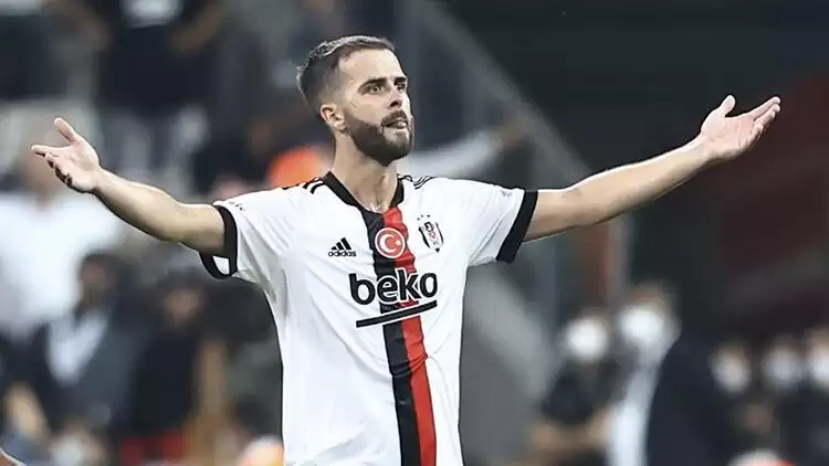 Beşiktaş'ın yıldızına milli şok! "Pjanic dışarı"