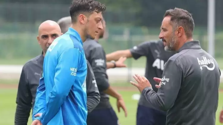 Mesut Özil: ''Sorun taktik diziliş değil''