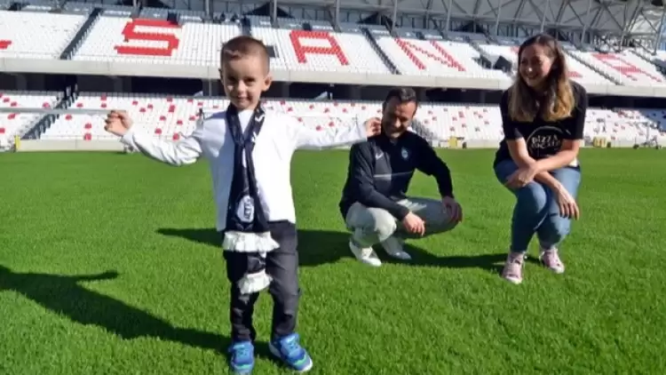 Alsancak Stadı'na çocuğunun göbek bağını gömen aile, tekrardan statta