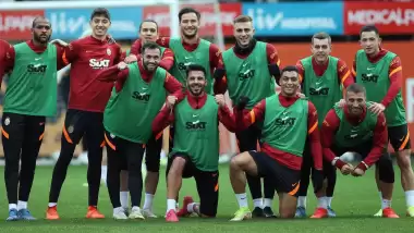 Milliler dönüyor, Florya'da yüzler gülüyor! Derbi öncesi 3 eksik kaldı 