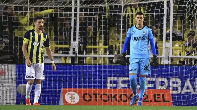 Fenerbahçe'de derbi öncesi büyük tehlike! İdmana çıkamadı