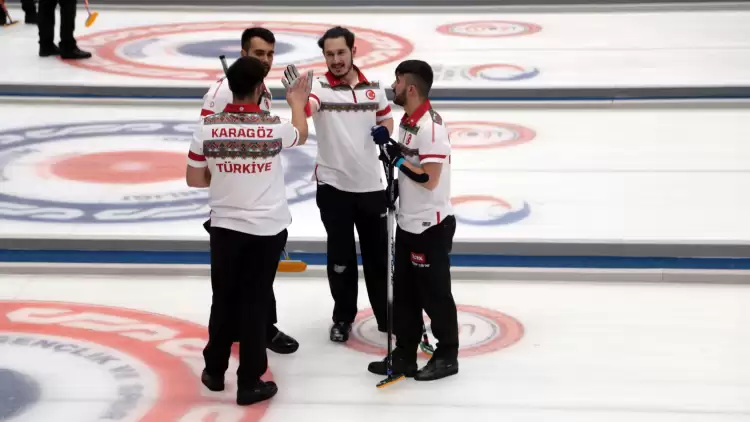 A Milli Erkek Curling Takımı, yarı finale yükselmeyi garantiledi