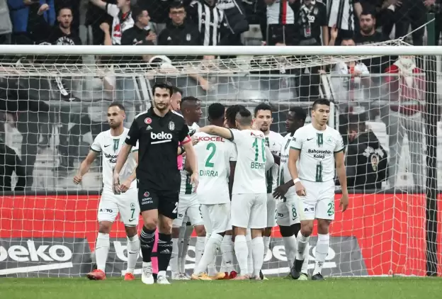 VAR devrede! Beşiktaş-Giresunspor maçında iki kritik karar