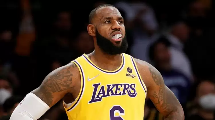 Los Angeles Lakers'da LeBron James'in koronavirüs testi pozitif çıktı