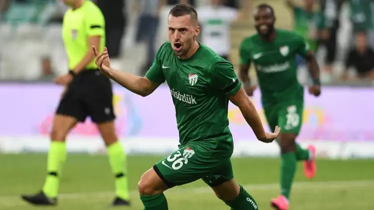 Bursaspor’da Burak Altıparmak takıma geri dönüyor