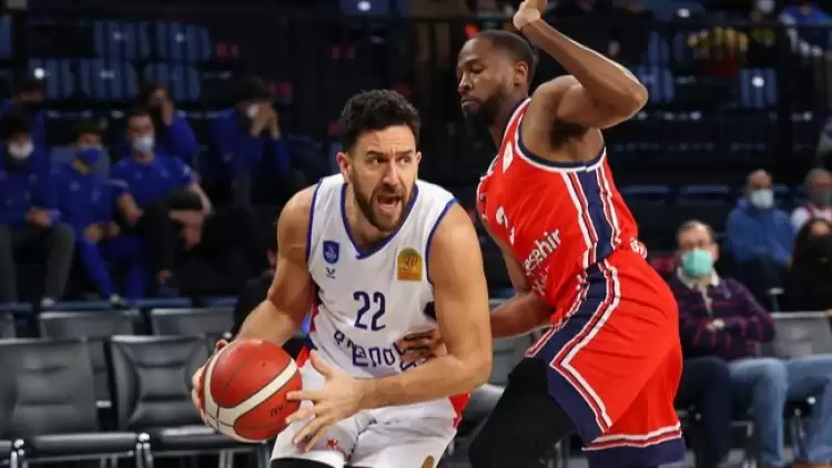 Anadolu Efes, Bahçeşehir Koleji'ni uzatmada devirdi