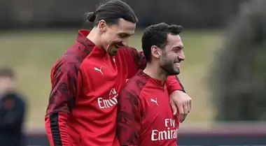 Zlatan Ibrahimoviç'ten olay Hakan Çalhanoğlu sözleri!