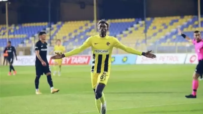 Nijeryalı futbolcu, Kocaeli yolcusu