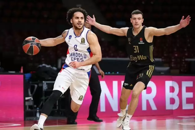 Anadolu Efes deplasmanda kaybetti