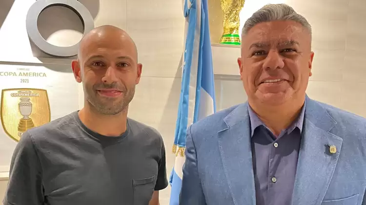 Javier Mascherano teknik direktörlüğe milli takımla başladı